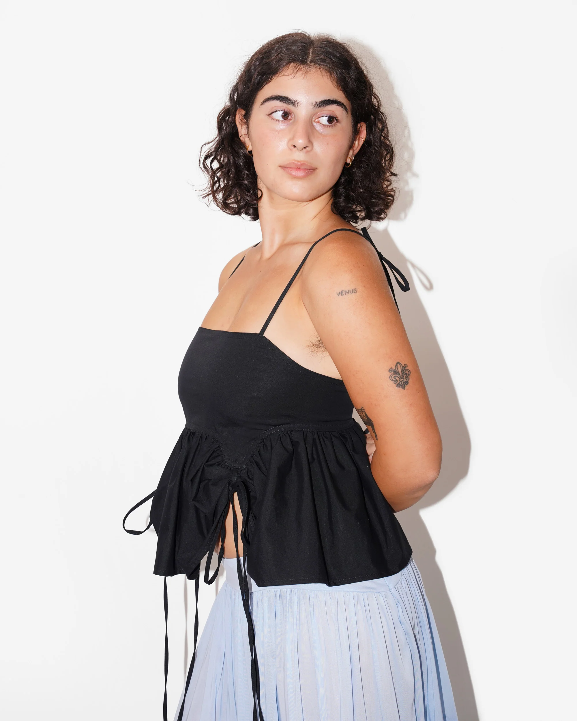 BUTTERFLY BLOUSE IN CHARCOAL - Image 5