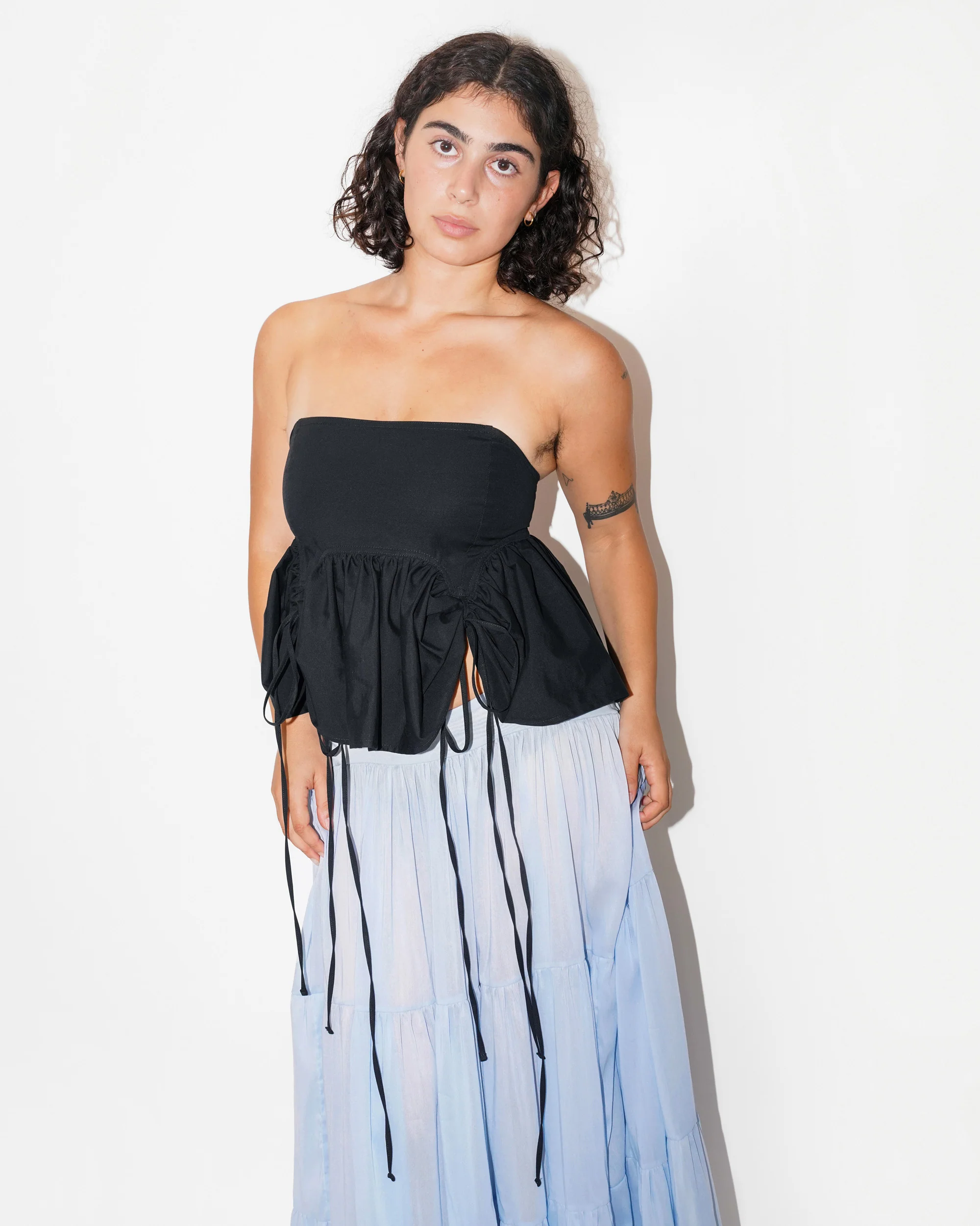 BUTTERFLY BLOUSE IN CHARCOAL - Image 6