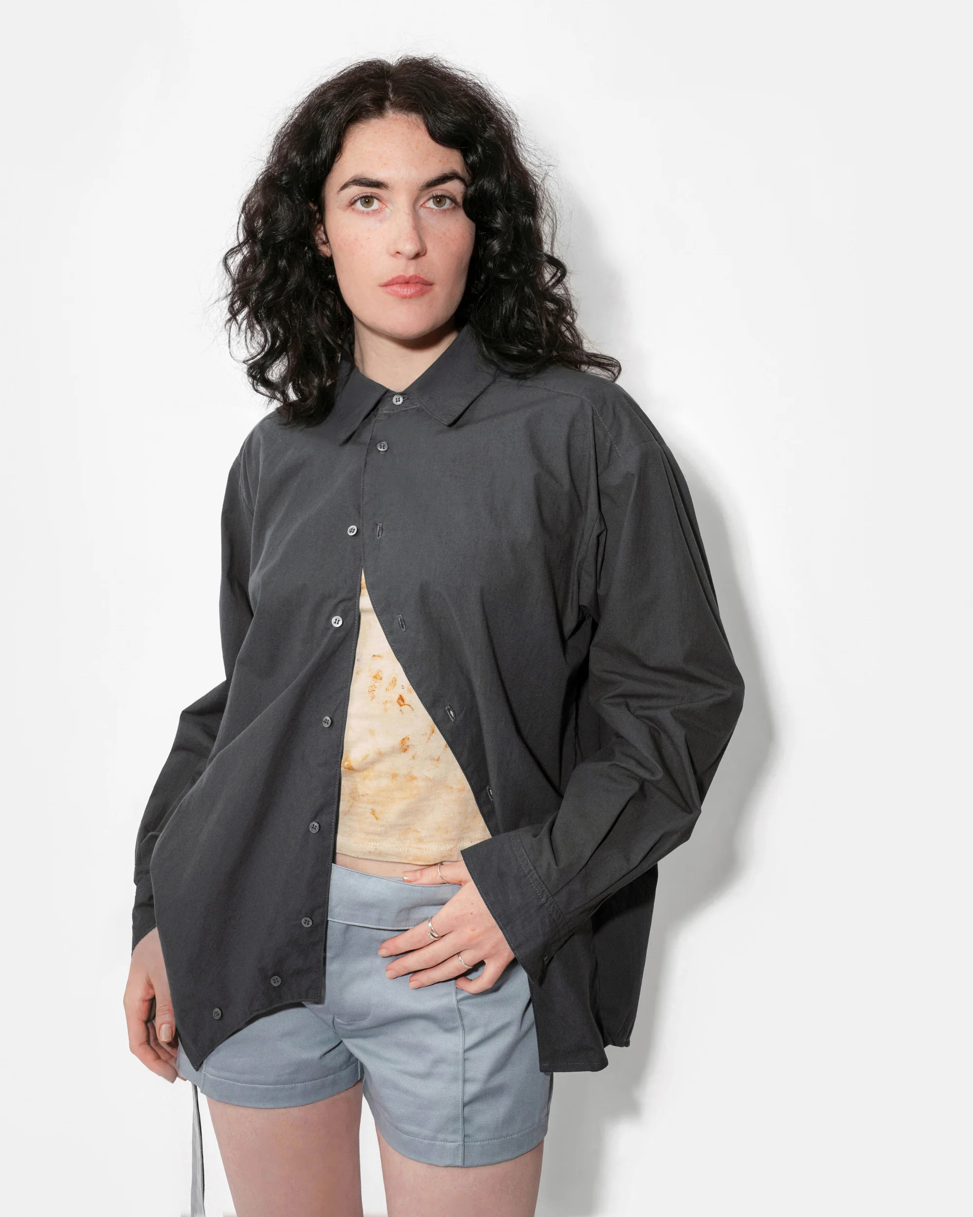 COSMO BUTTON UP IN CHARCOAL - Image 6